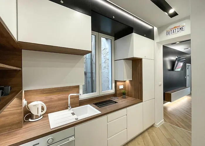 Apartment Hill Valley *